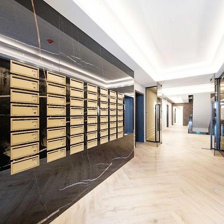 Brand New Luxury Apartment In The Heart Of Μπρασόβ Εξωτερικό φωτογραφία